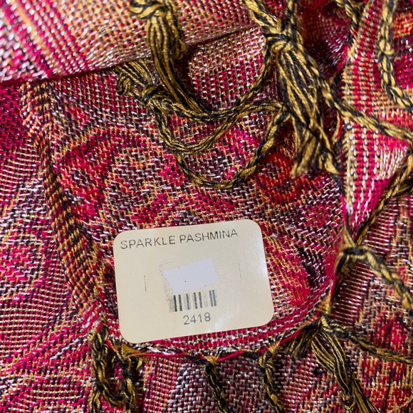 Pashmina - Picture 5 of 7